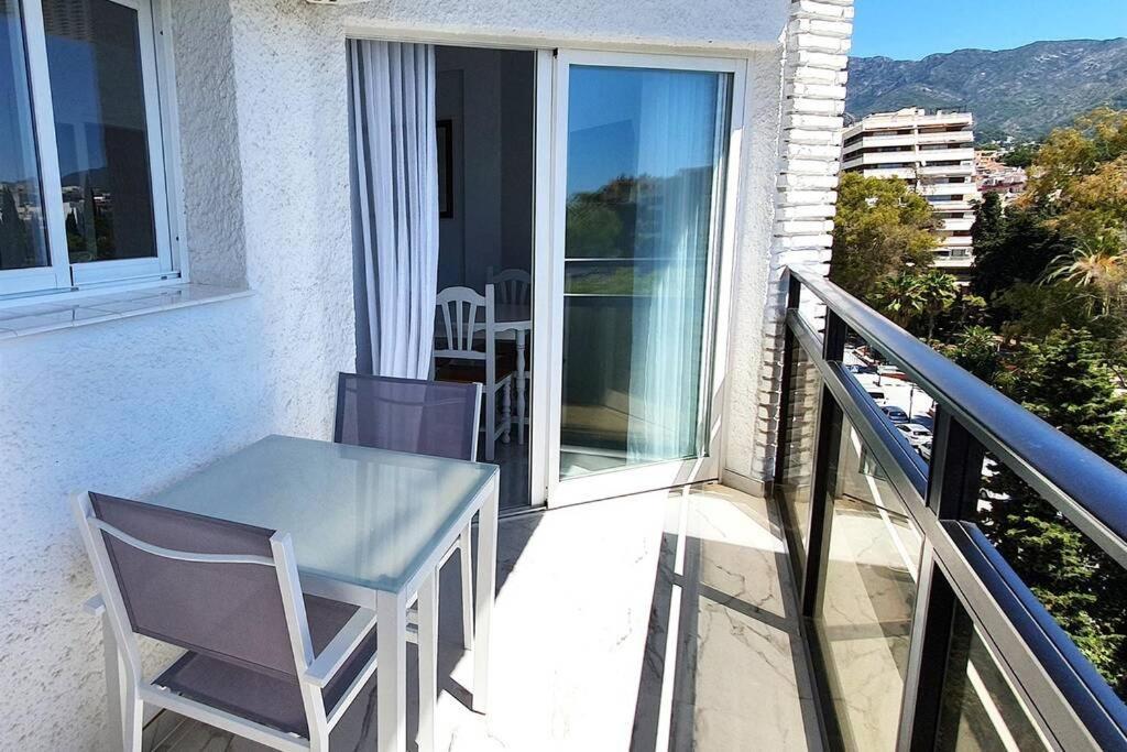 מארבלה Skol 521. Fantastic Studio On The Beachfront For Holiday Rental. מראה חיצוני תמונה